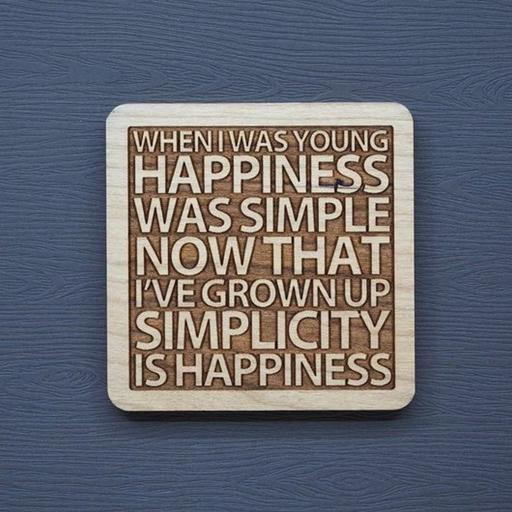 EYEDESIGN 一句話杯墊 小時候幸福是件很簡單的事長大後簡單是件很幸福的事 4710243072967