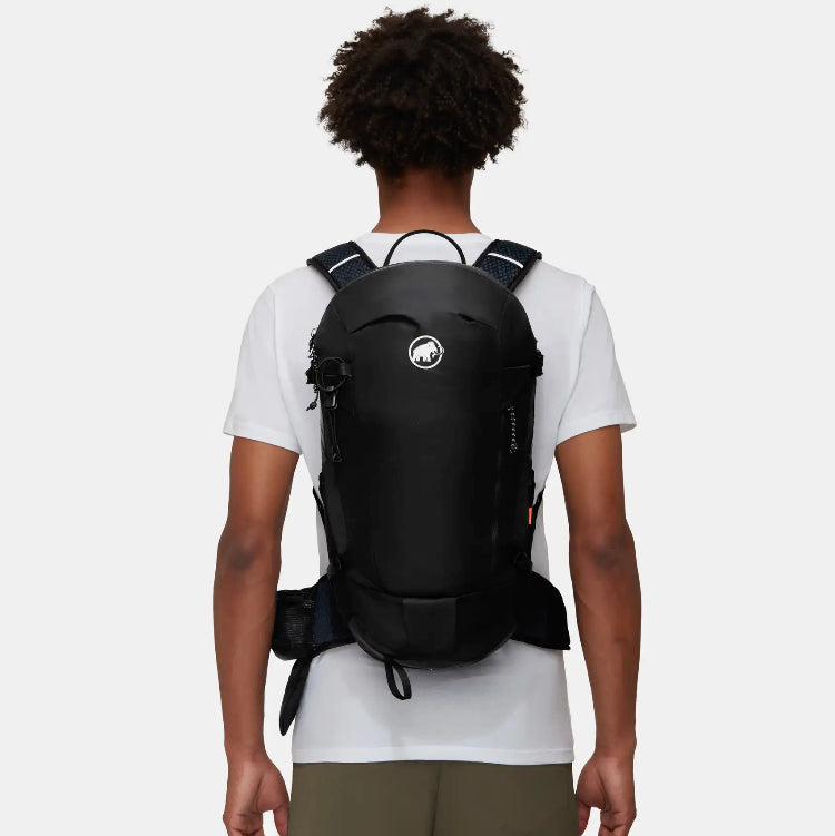 Mammut 長毛象 Lithium 20 男 健行後背包 20L 2530-03172