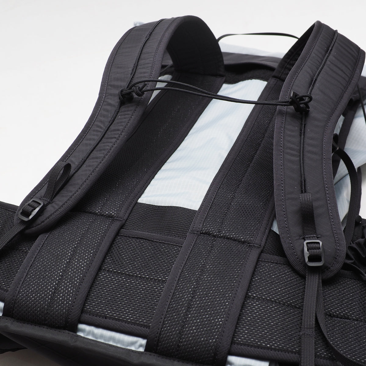 Hanchor TUFA 輕量化登山背包 24~40L OD30