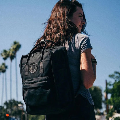 Fjallraven Kanken No.2 背包 純黑特別版 23567