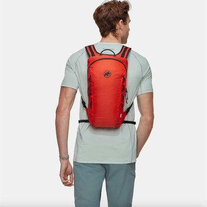 Mammut 長毛象 Neon Light 12L 輕量登山後背包 攻頂包 2510-02491