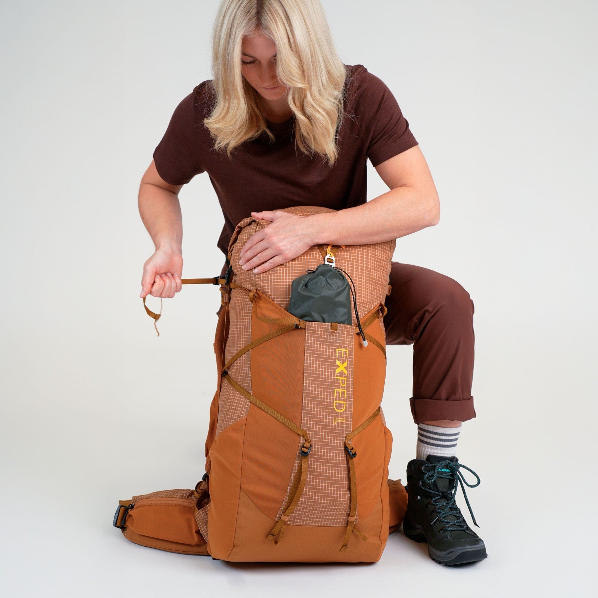 EXPED LIGHTNING 40L 輕量登山背包 沙色 84964