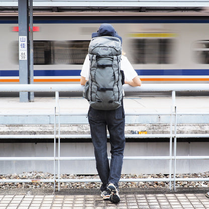 Hanchor Breccia 旅行背包 45L TS02