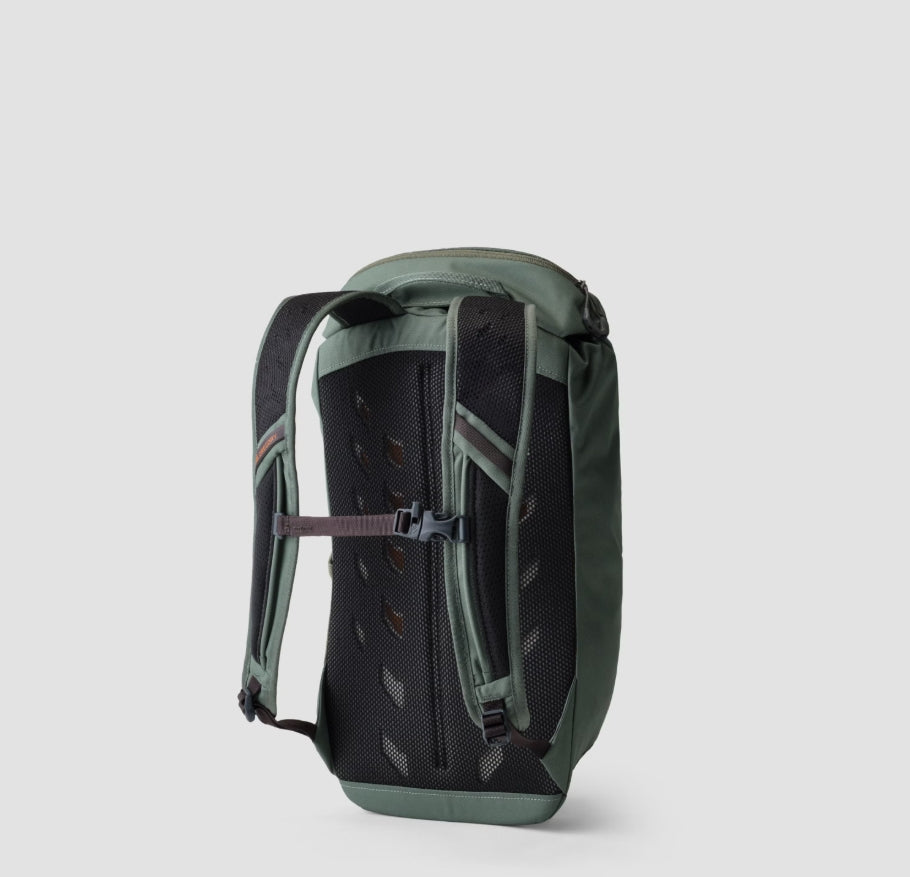 GREGORY NANO 16L 休閒背包 健行背包 153056